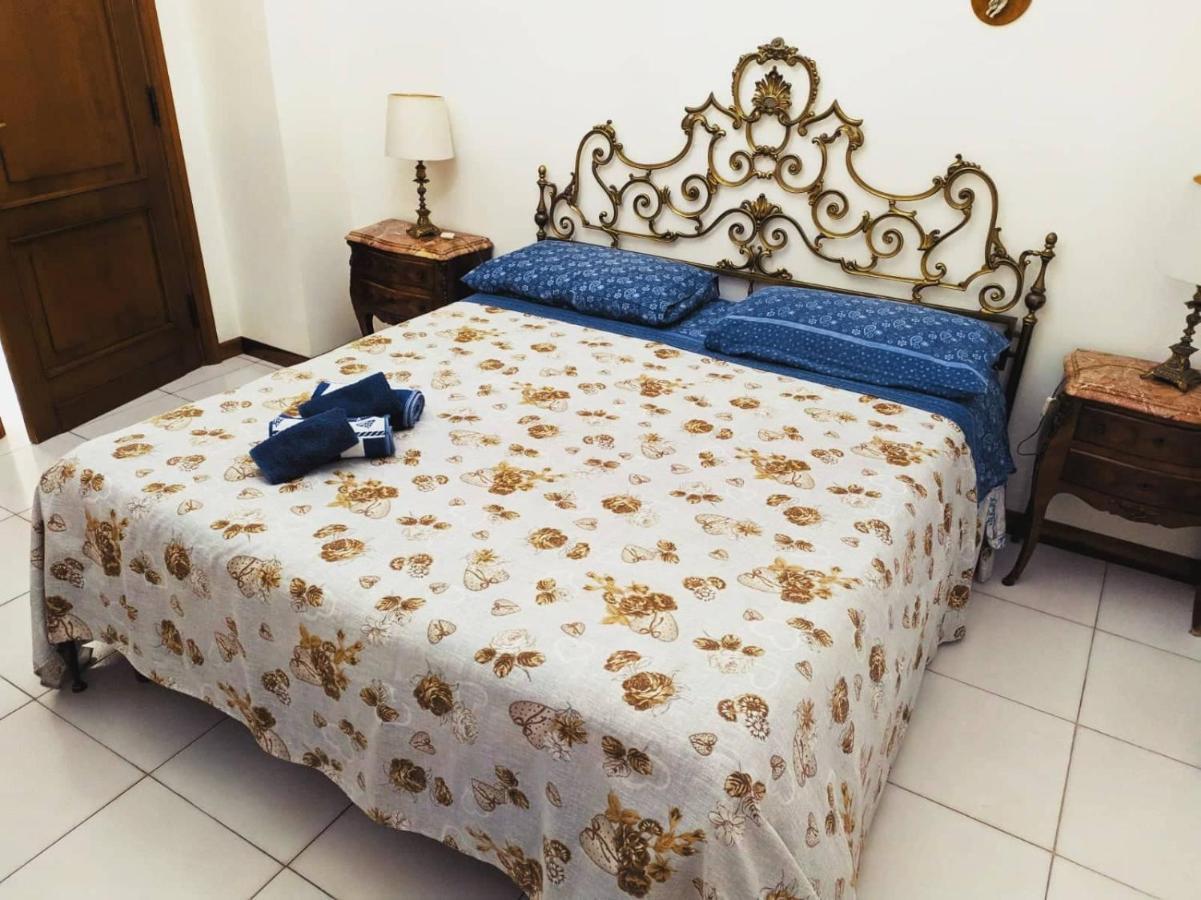 Peppino'S Room Napoli Dış mekan fotoğraf